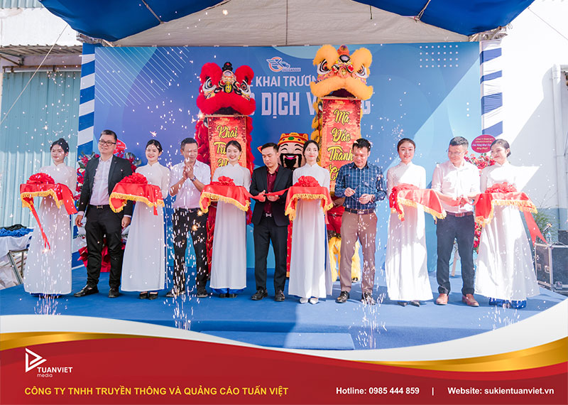 sự kiện khai trương