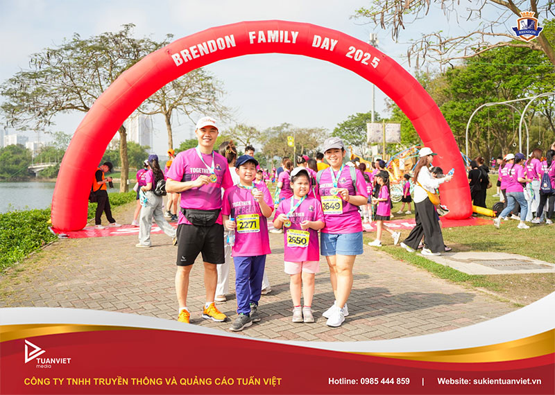 brendon family's day 2025