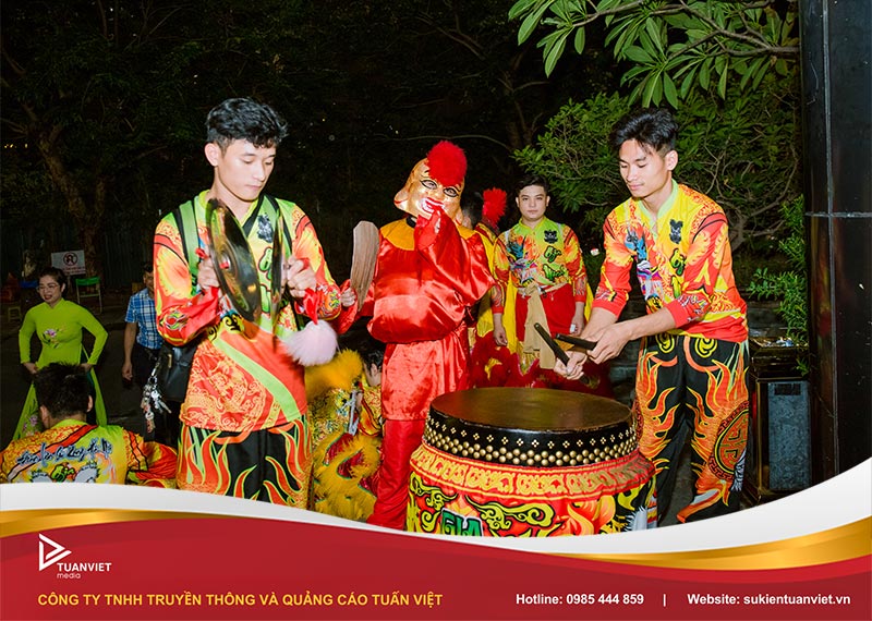 giá thuê đội múa lân là bao nhiêu