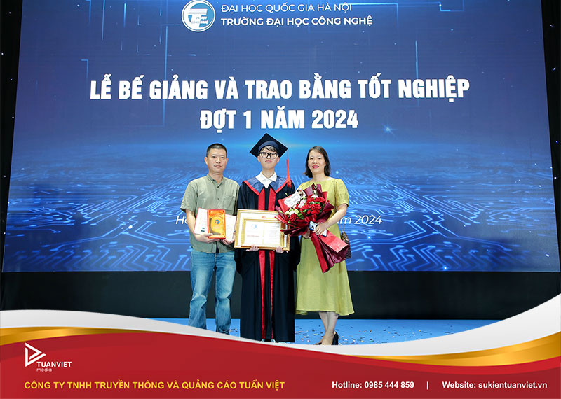 tổ chức lễ bế giảng