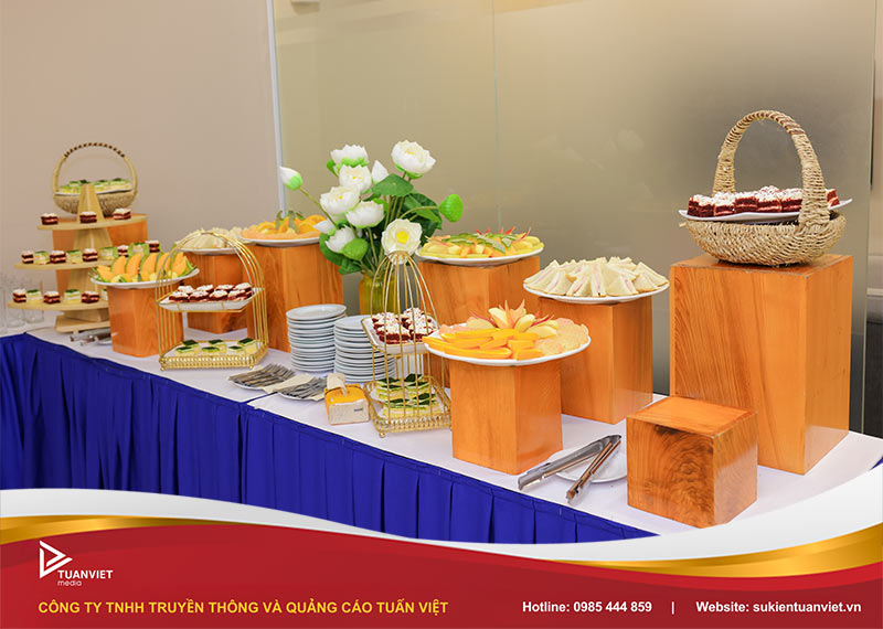 gợi ý cách bày tiệc ngọt