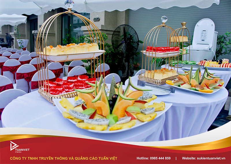 bày tiệc ngọt sao cho đẹp