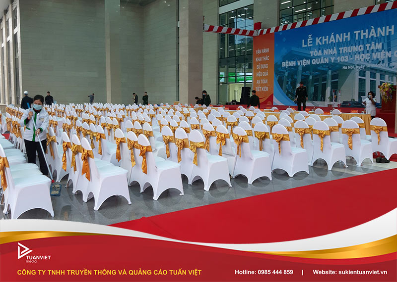 bàn ghế ngoài trời gồm những mẫu nào