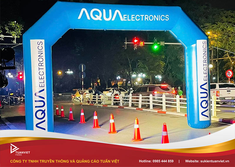 cổng hơi khai trương hình vuông đẹp