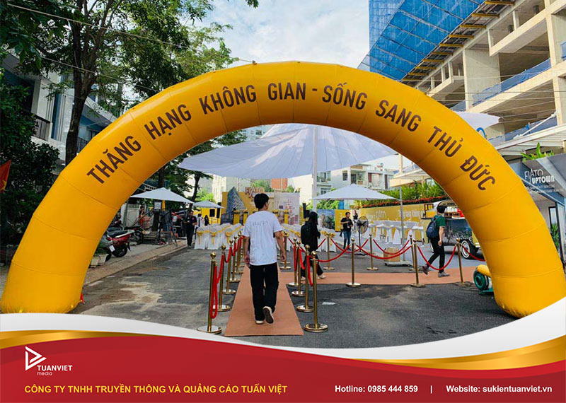 các mẫu cổng hơi khai trương đẹp