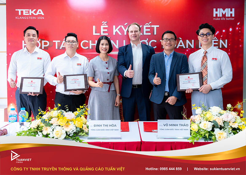lễ hợp tác chiến lược toàn diện giữa teka việt nam và hmh việt nam