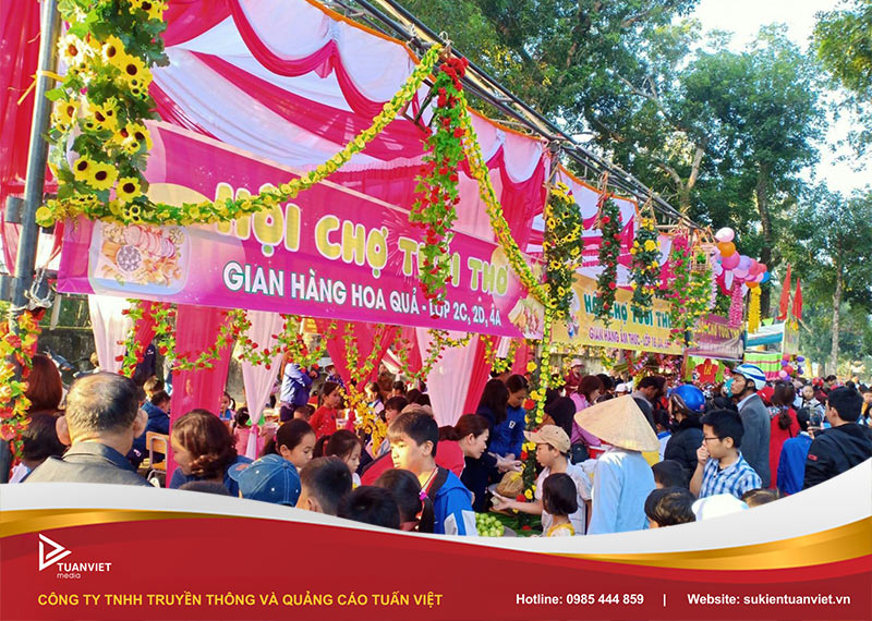 trang trí gian hàng ẩm thực cho sự kiện trường học