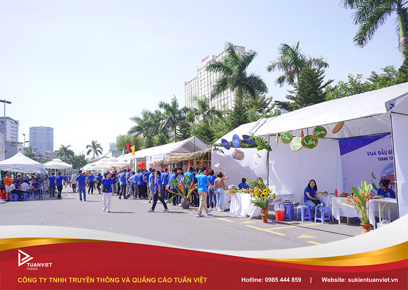trang trí gian hàng ẩm thực độc đáo