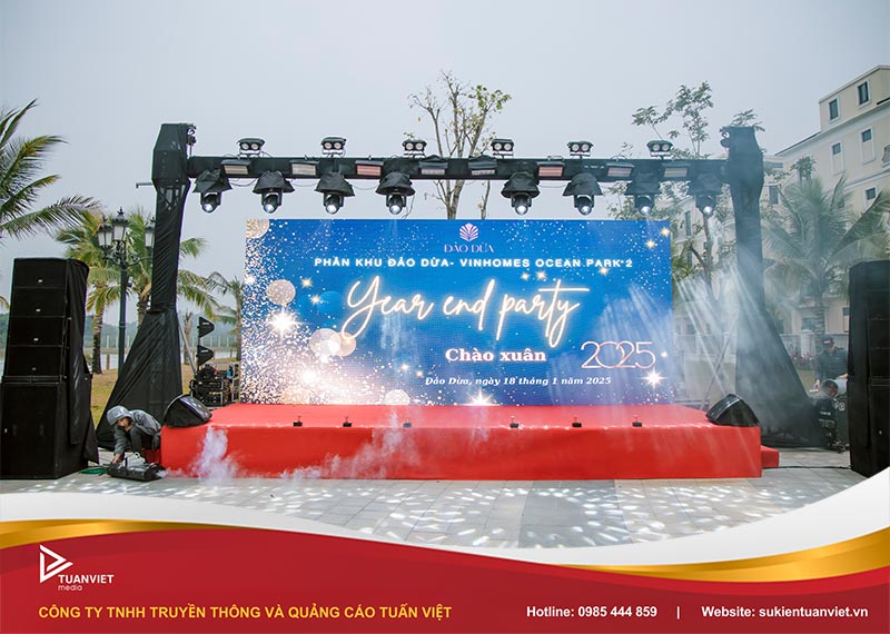 trang trí sân khấu đẹp