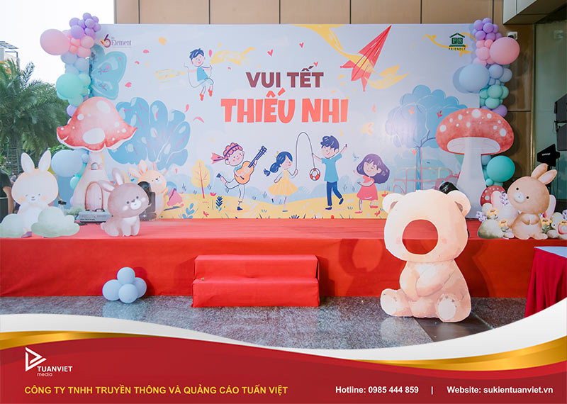 cách decor sân khấu