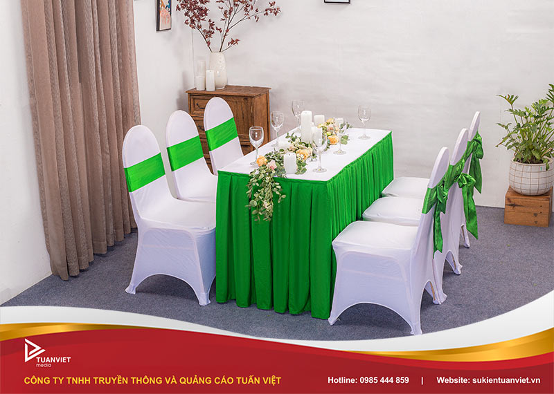 cho thuê bàn ghế tại hoàn kiếm