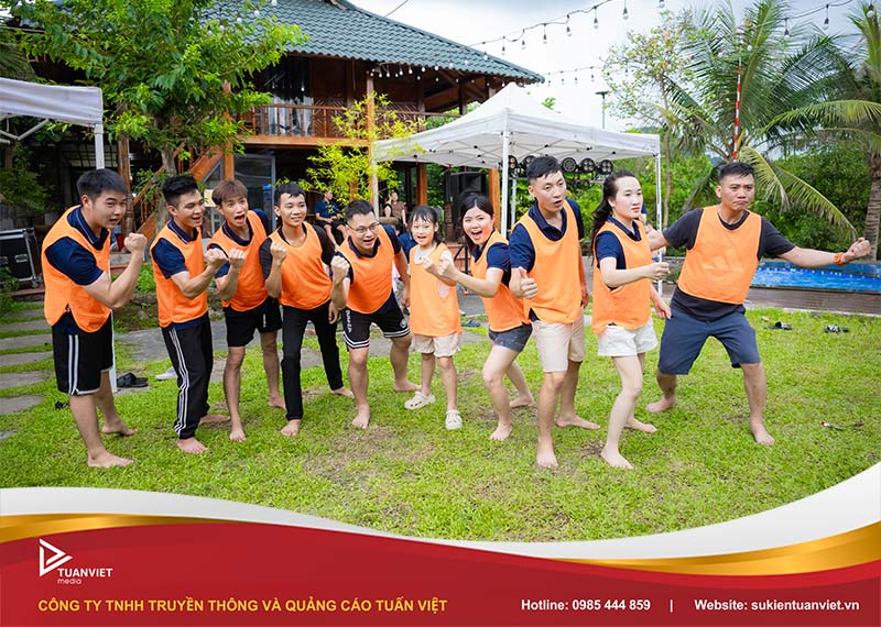 team building Tuấn Việt Media 2025