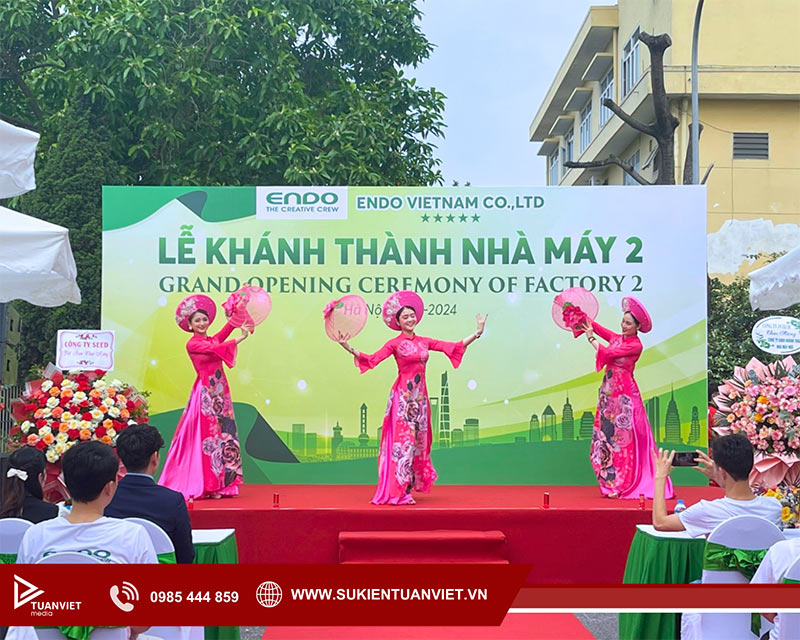 tổ chức lễ khánh thành