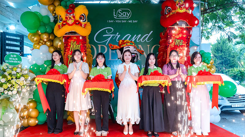 sự kiện khai trương trung tâm anh ngữ ISAY cơ sở Hoài Đức