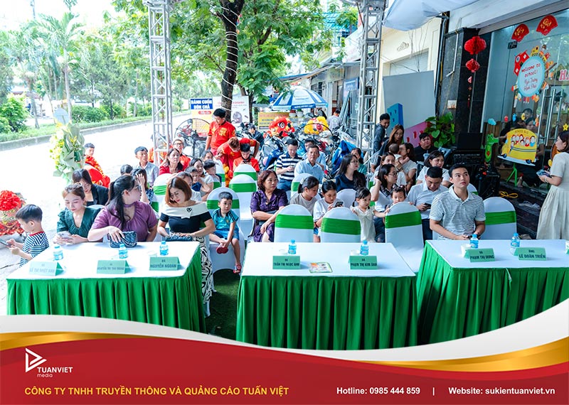 sự kiện khai trương trung tâm anh ngữ ISAY cơ sở Hoài Đức