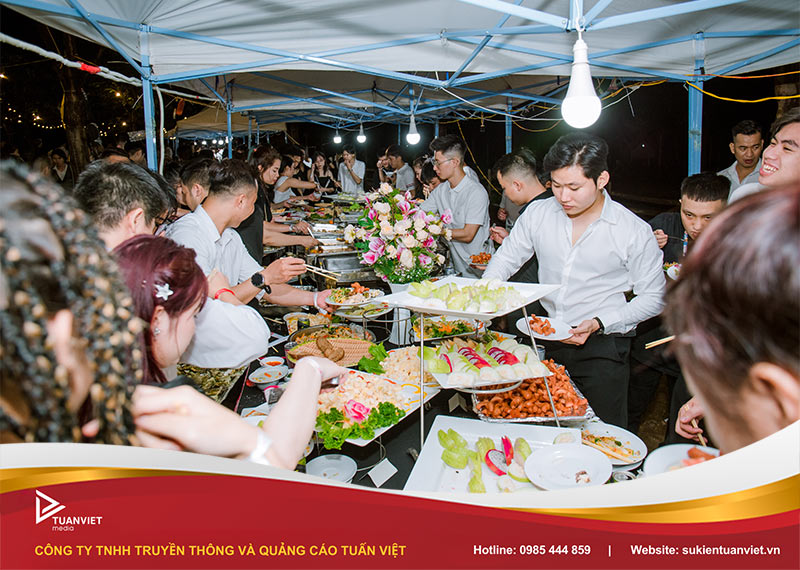 tổ chức tiệc kỷ niệm thành lập công ty trọn gói