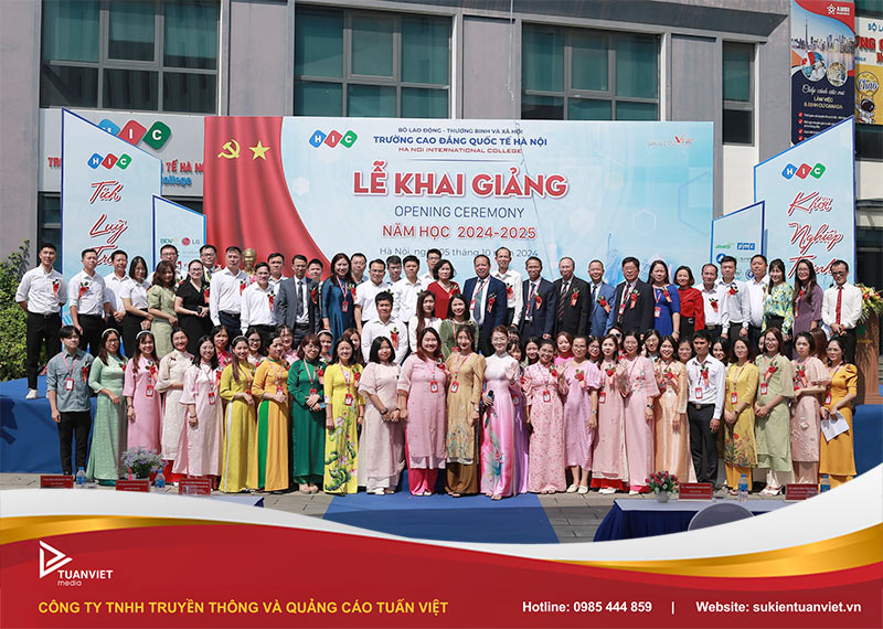 cho thuê sân khấu khai giảng