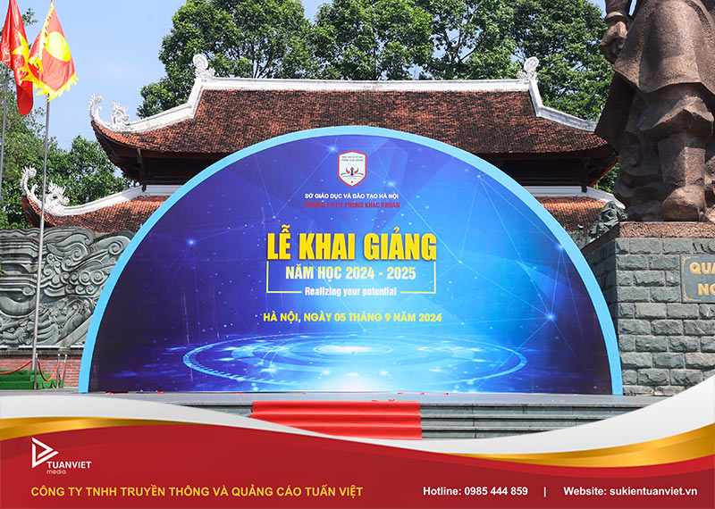 trang trí sân khấu lễ khai giảng đẹp