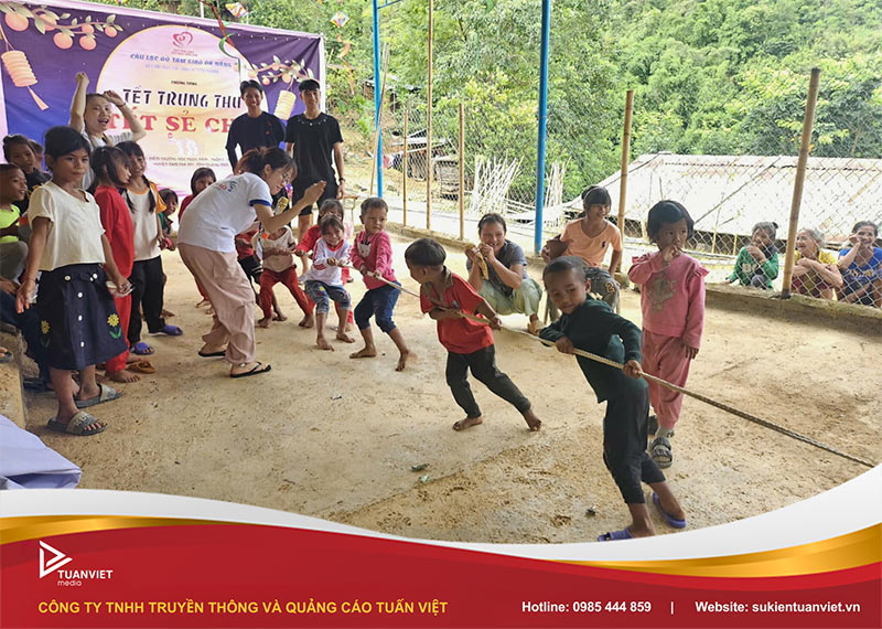 tổ chức trung thu cho trẻ em khó khăn