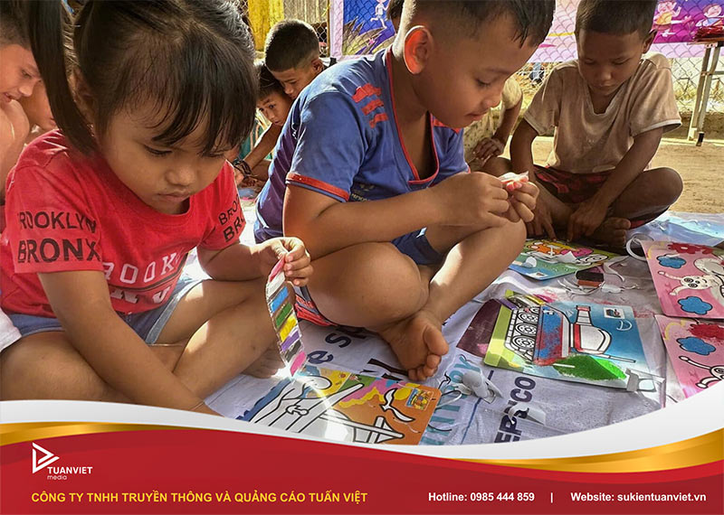 tổ chức trung thu cho các em nghèo