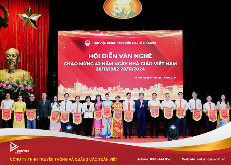 kịch bản chương trình văn nghệ 20/11