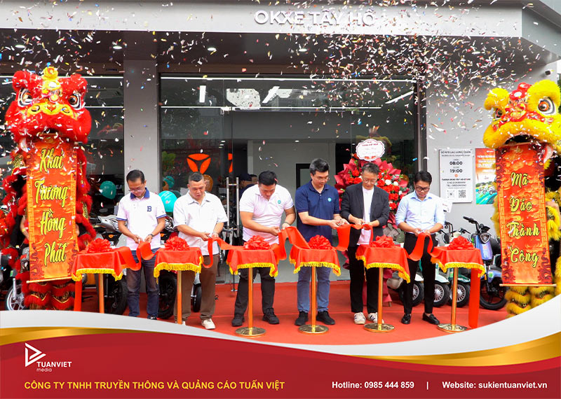 khai trương showroom yadea okxe tây hồ