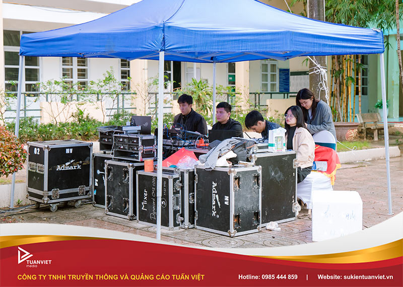 sự kiện 20 năm kỷ niệm ngày ra trường niên khóa 2002-2005 trường thpt yên hòa