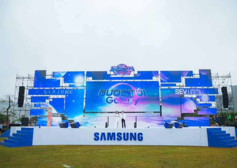 backdrop gala diner du lịch