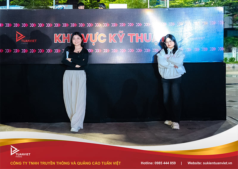 đêm nhạc shine bright - chào tân sinh viên học viện PTIT 2025