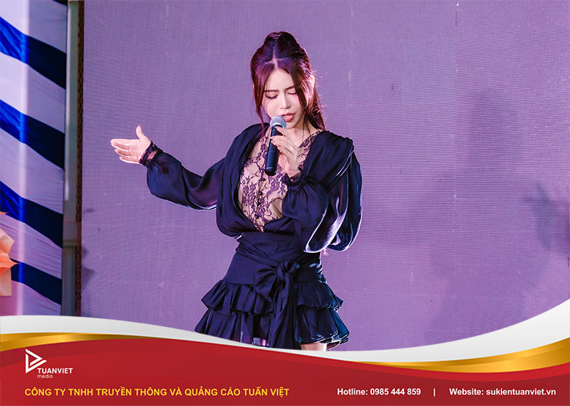 khai trương công ty giải trí HP Pro Intertainment