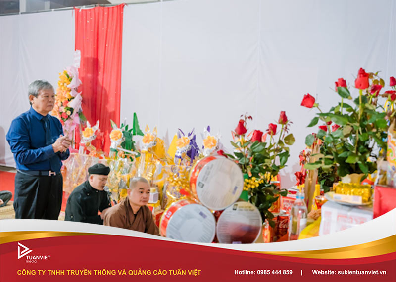 cúng khai trương chay