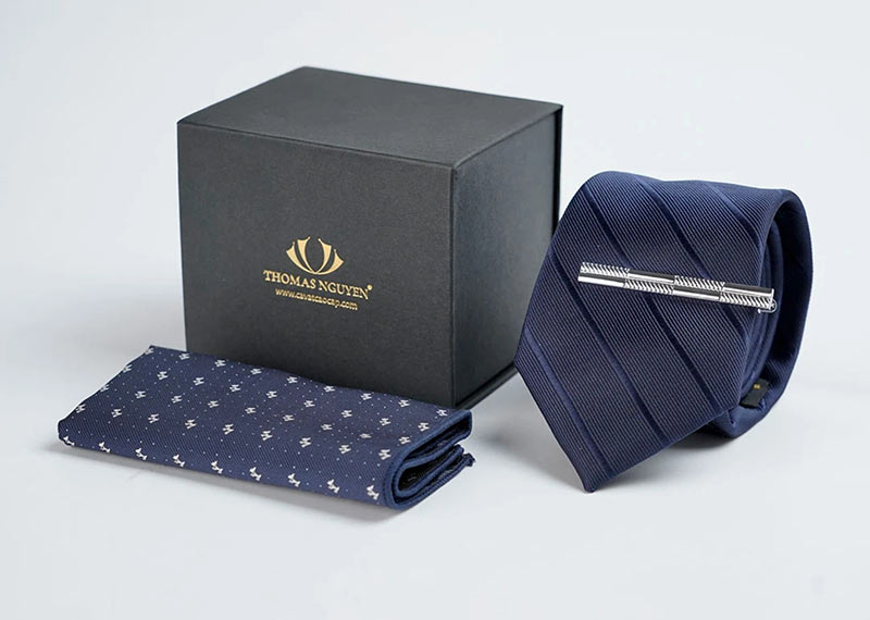 ngày 20/11 tặng quà gì cho thầy giáo