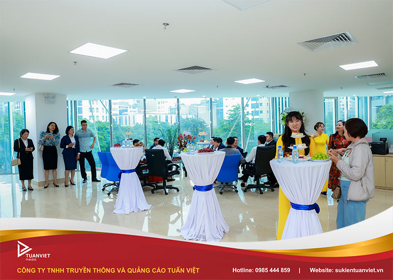 khai trương ngân hàng pvcombank trụ sở thăng long hà nội