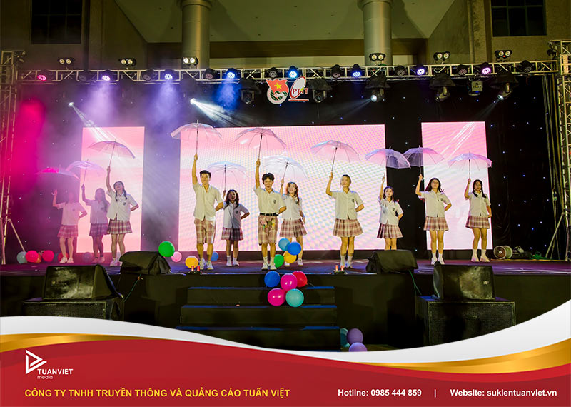 tổ chức prom night cần chuẩn bị gì