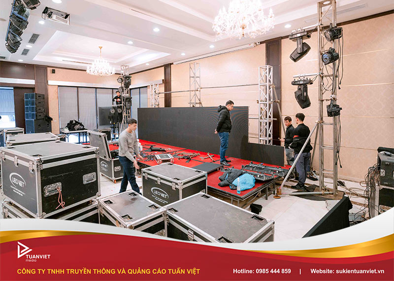 tổ chức prom trọn gói