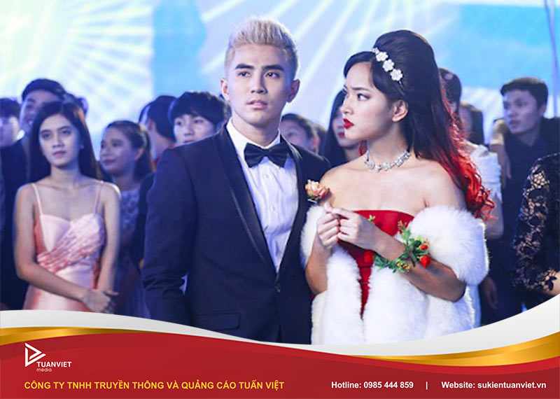 tổ chức prom night cuối khóa