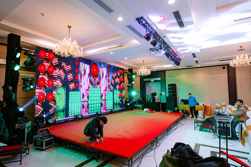 thiết kế backdrop chúc mừng năm mới