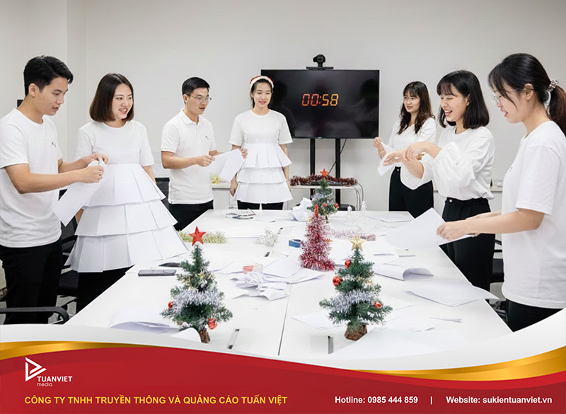 các trò chơi trong tiệc giáng sinh