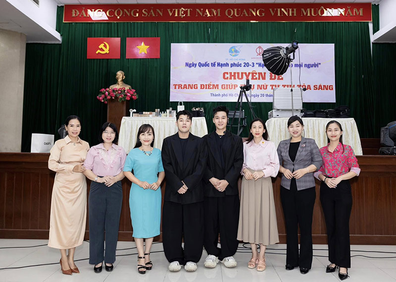 tổ chức ngày quốc tế hạnh phúc 20/3