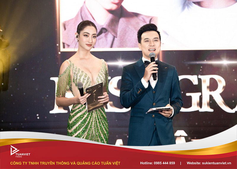 kịch bản mc song ngữ cuối năm thu hút