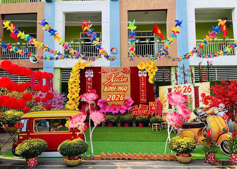 thiết kế tiểu cảnh tết