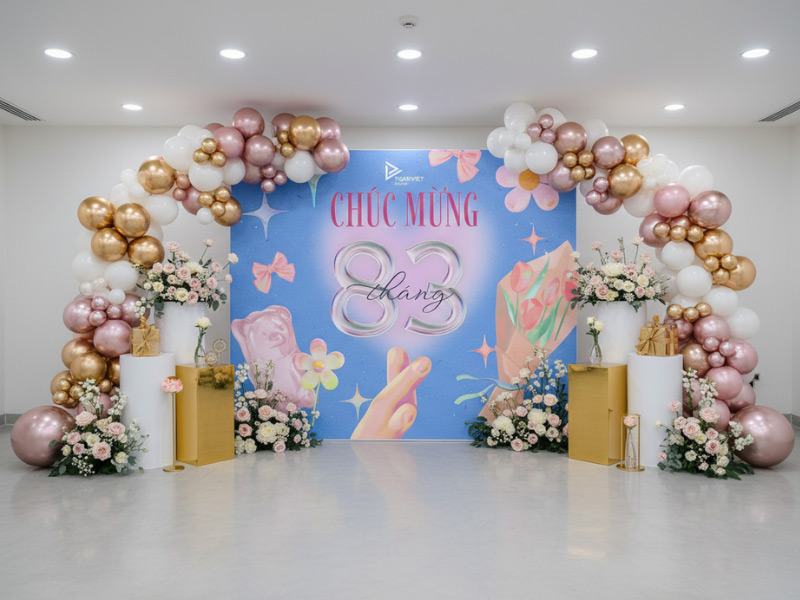 mẫu backdrop 8/3