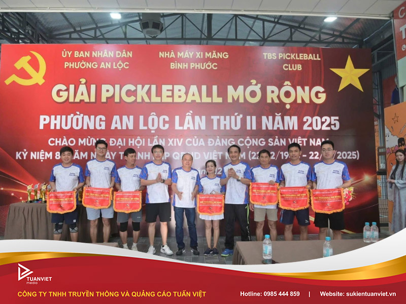 mẫu thiết kế backdrop giải pickleball