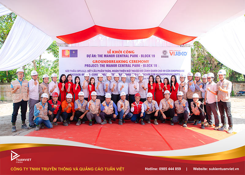 chi phí tổ chức khởi công