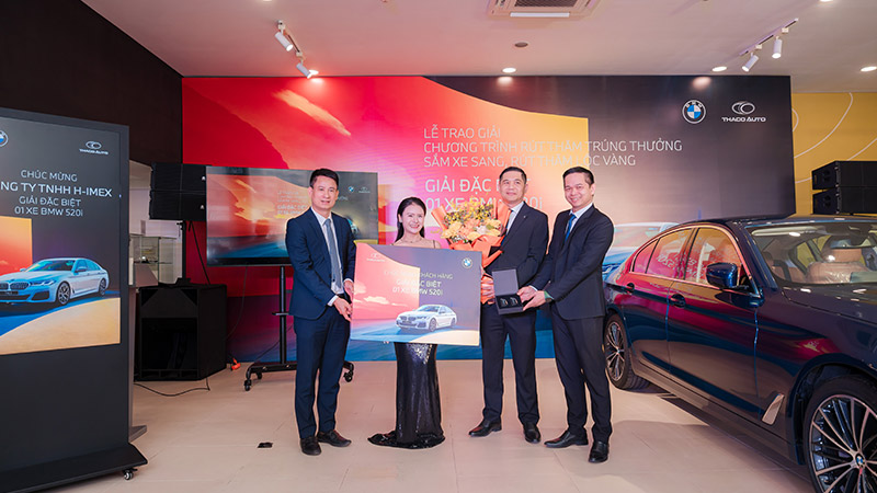 lễ trao giải chương trình sắm xe sang rút thăm lộc vàng