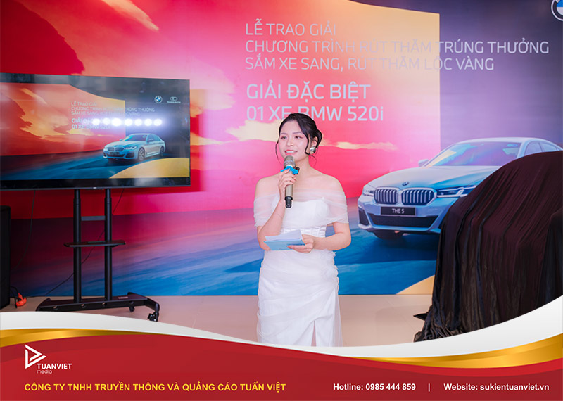 lễ trao giải chương trình sắm xe sang rút thăm lộc vàng