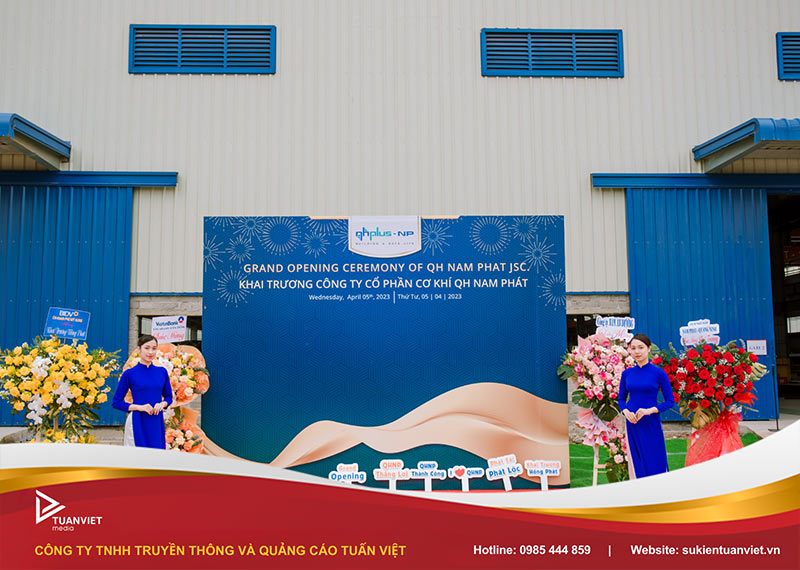 thiết kế backdrop trọn gói