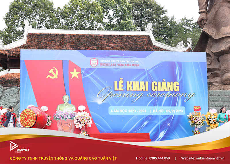 Thiết kế backdrop báo giá