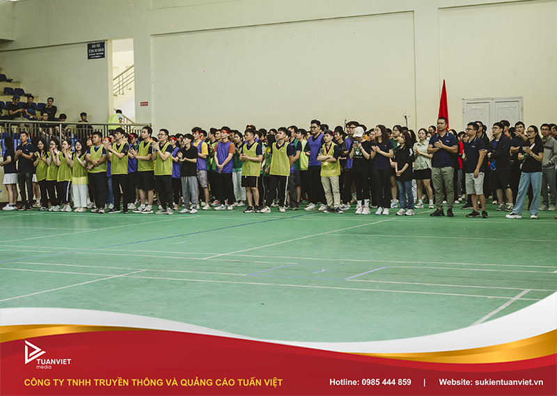 mẫu kịch bản hội thao công ty