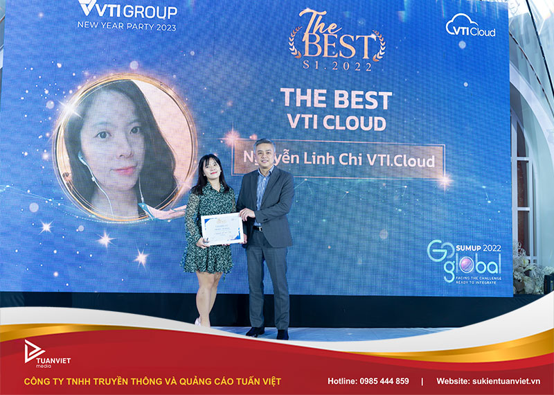 tổ chức tiệc 1/5 cho công ty